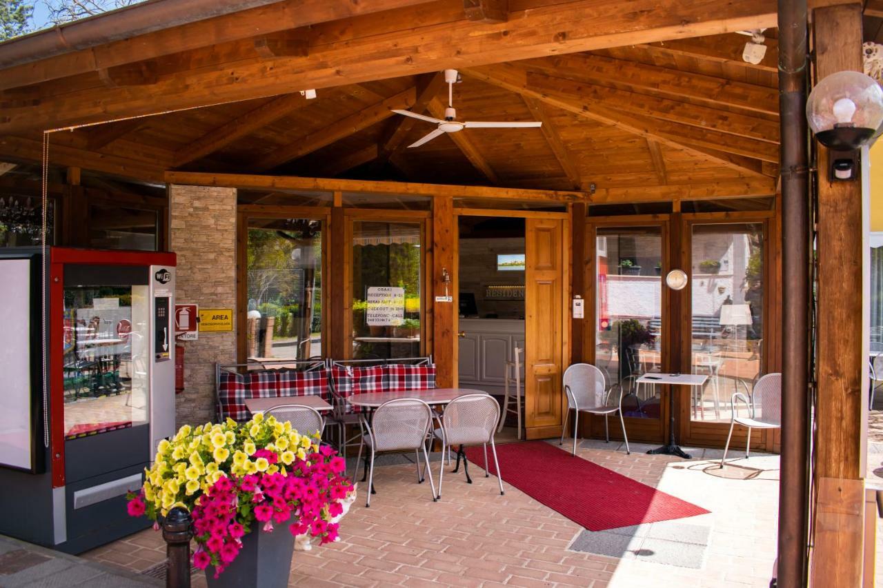 Residence Al Lago 카스틸리오네델라고 외부 사진